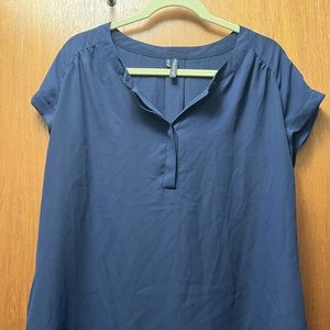 Maurices, Navy Blue top, SZ 0